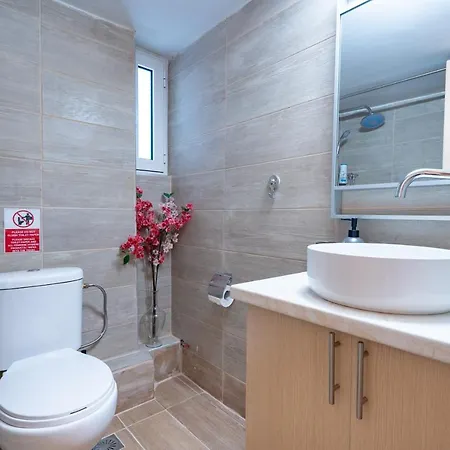 Sepolia Metro St. 1 Bedrm 4 Pers. By Mps Apartment Athens